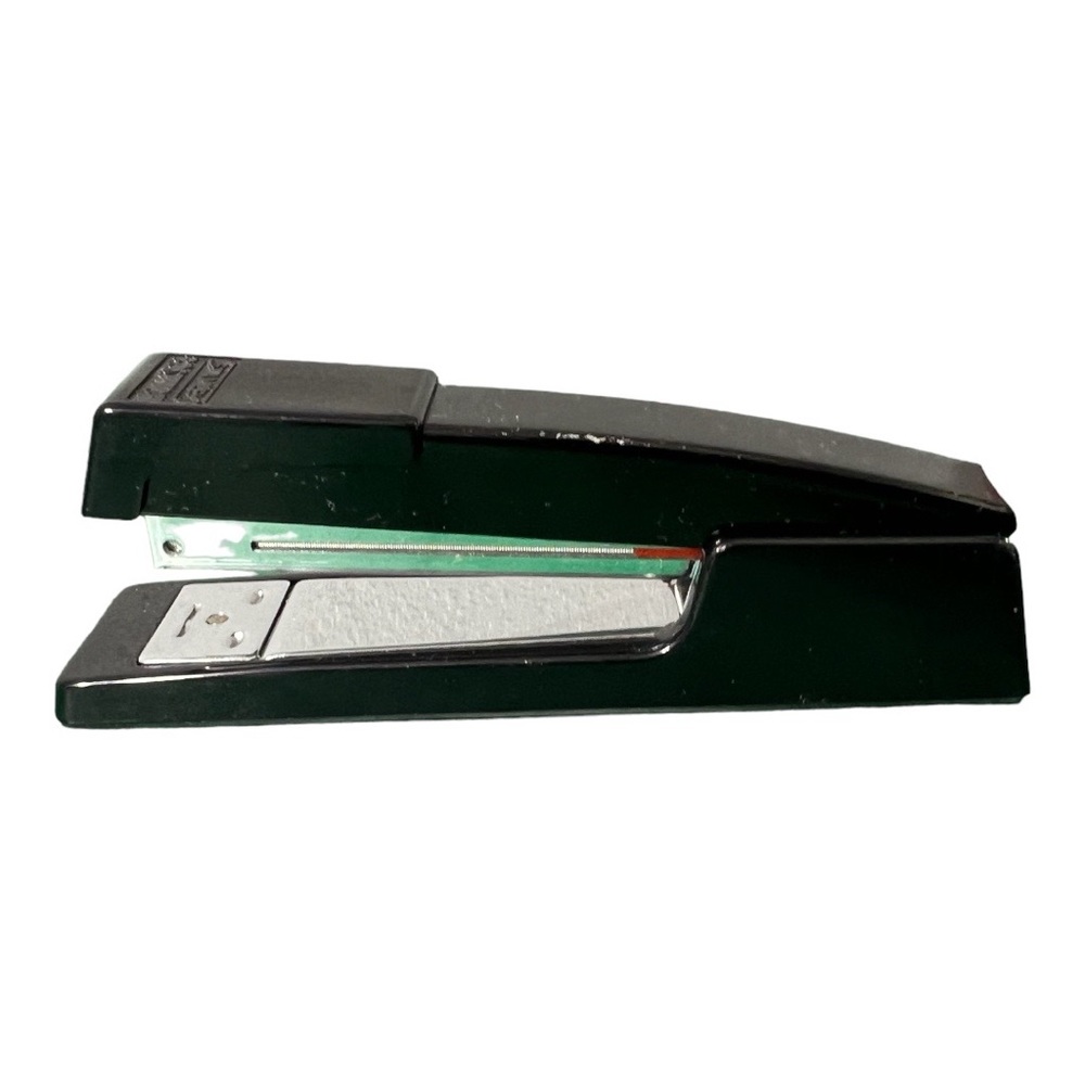 Bostitch Desktop Stapler, 20 Sheet Capacity, Black (B440-BLACK)